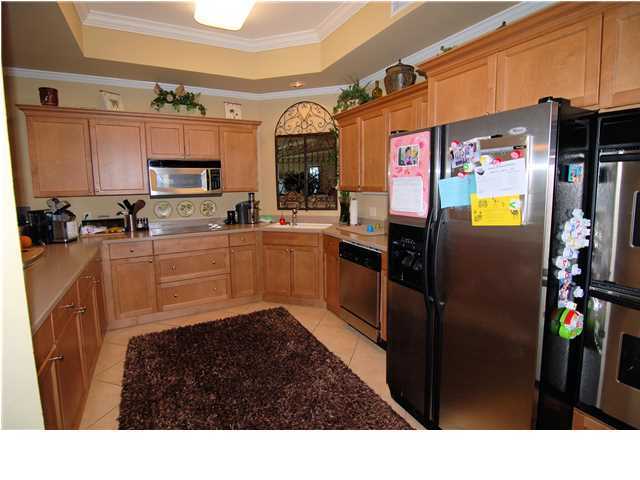 SIDES MORENO POINT WEST - Residential