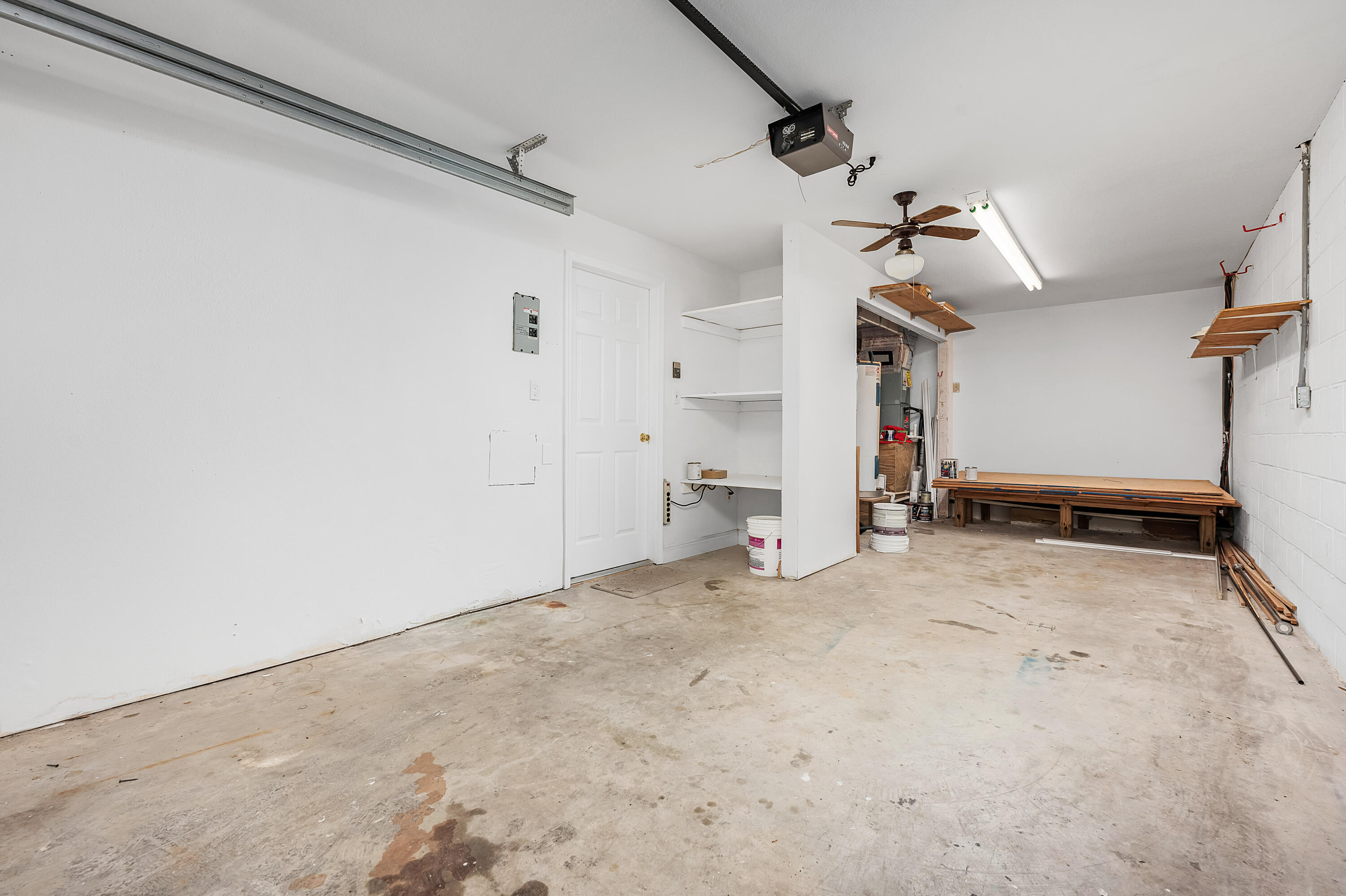 BAYOU PINES T/H - Residential