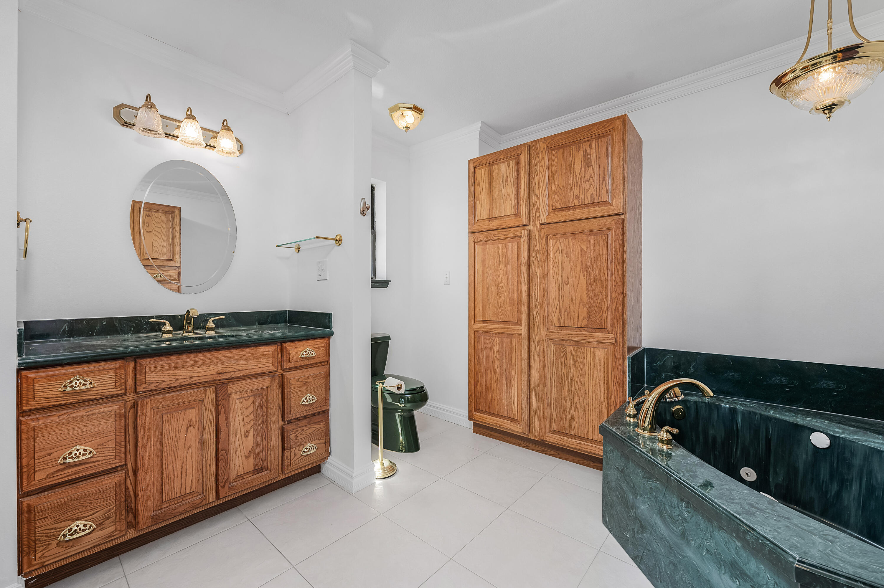 BAYOU PINES T/H - Residential