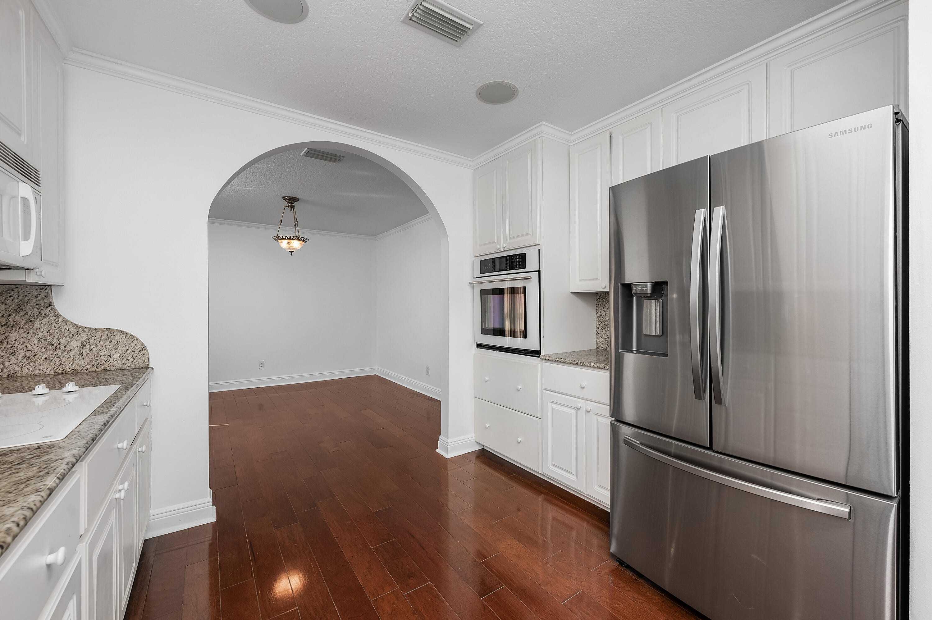 BAYOU PINES T/H - Residential