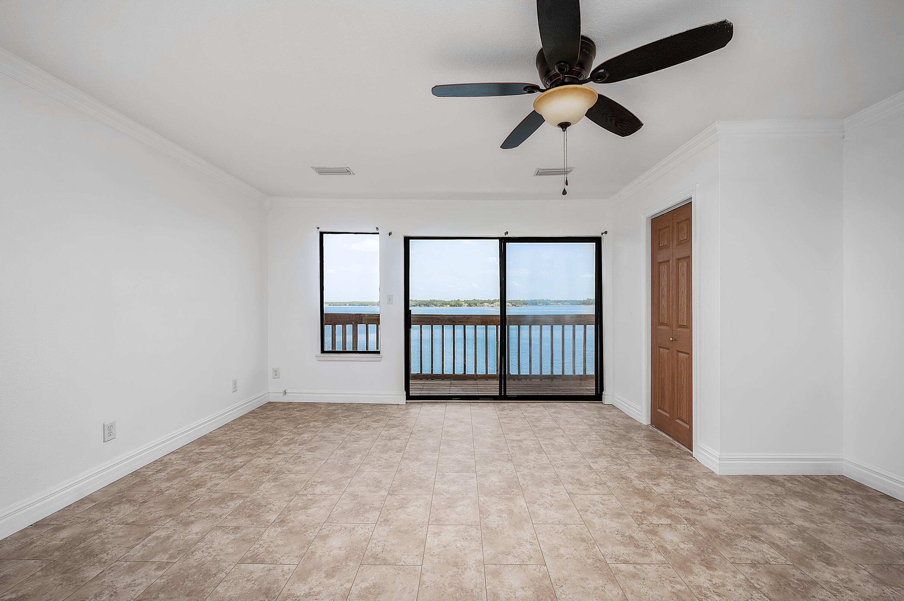 BAYOU PINES T/H - Residential