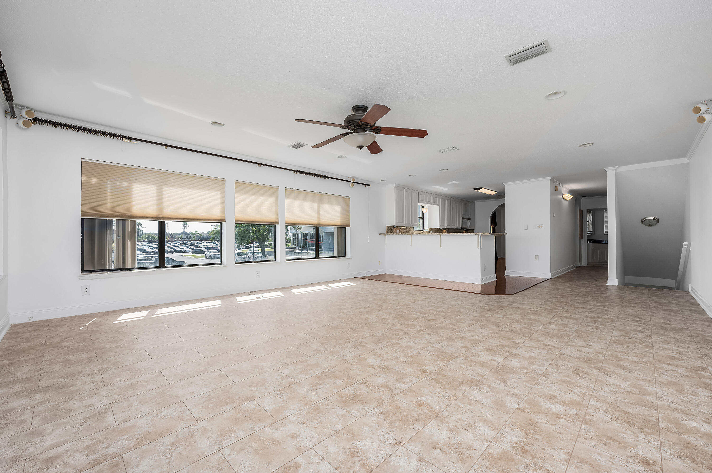 BAYOU PINES T/H - Residential