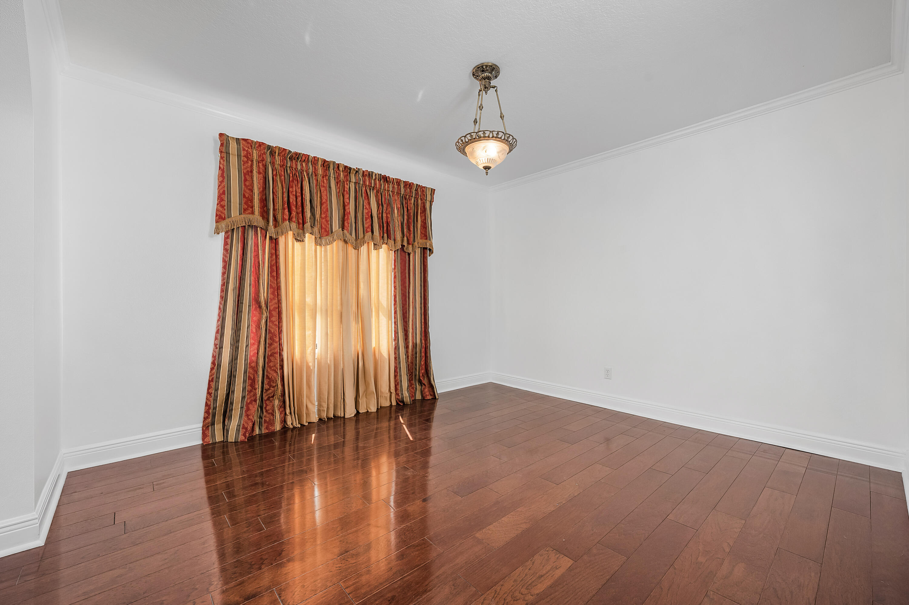 BAYOU PINES T/H - Residential