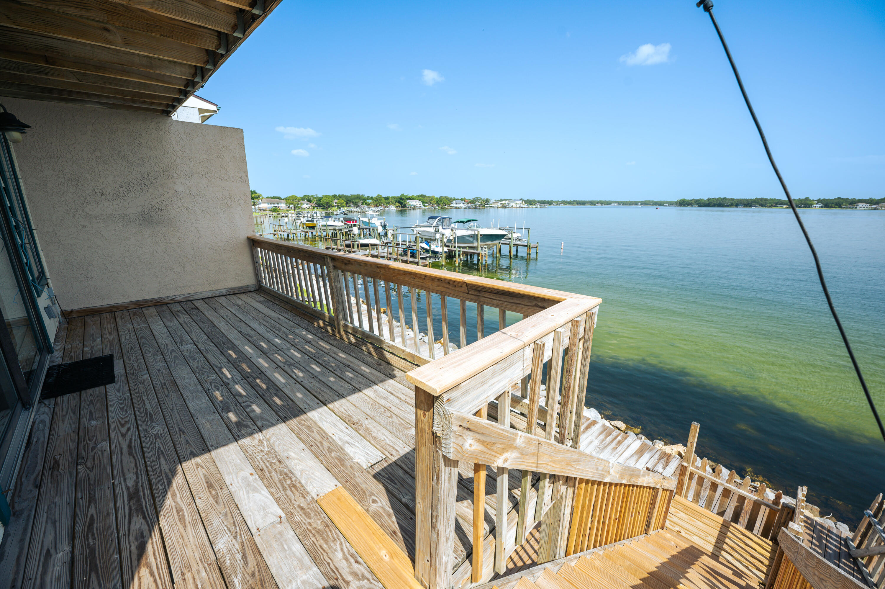 BAYOU PINES T/H - Residential