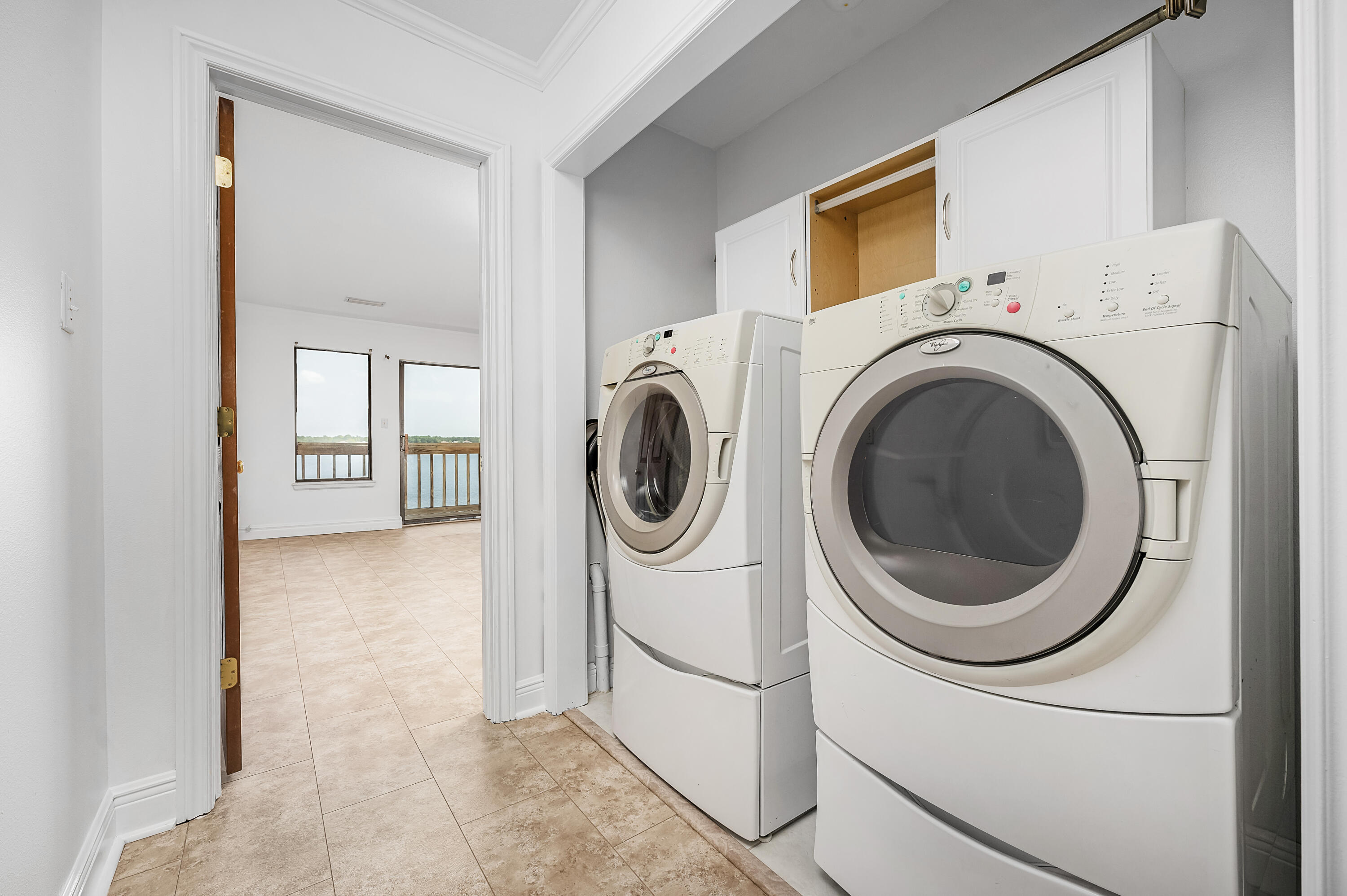 BAYOU PINES T/H - Residential