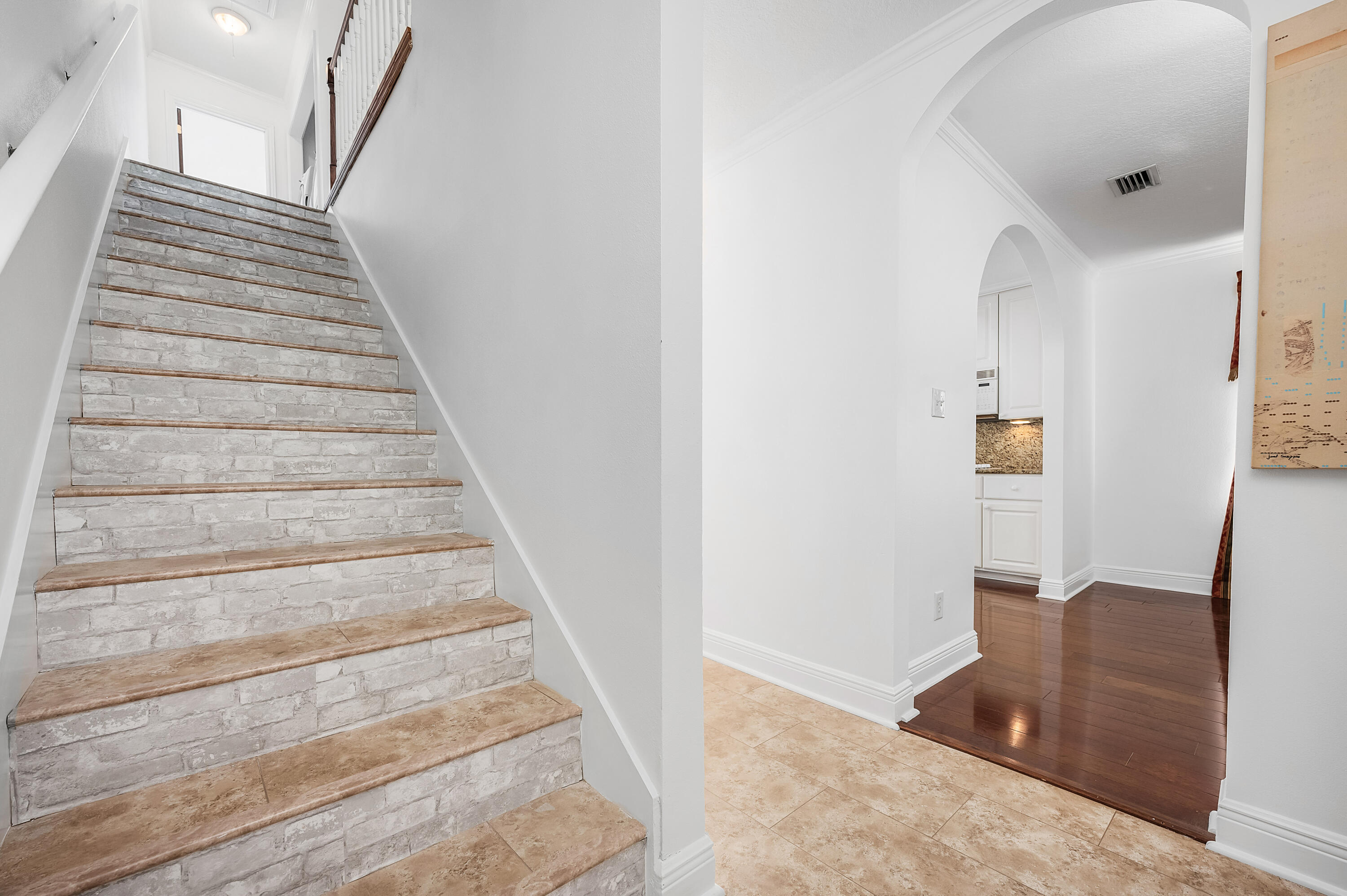 BAYOU PINES T/H - Residential
