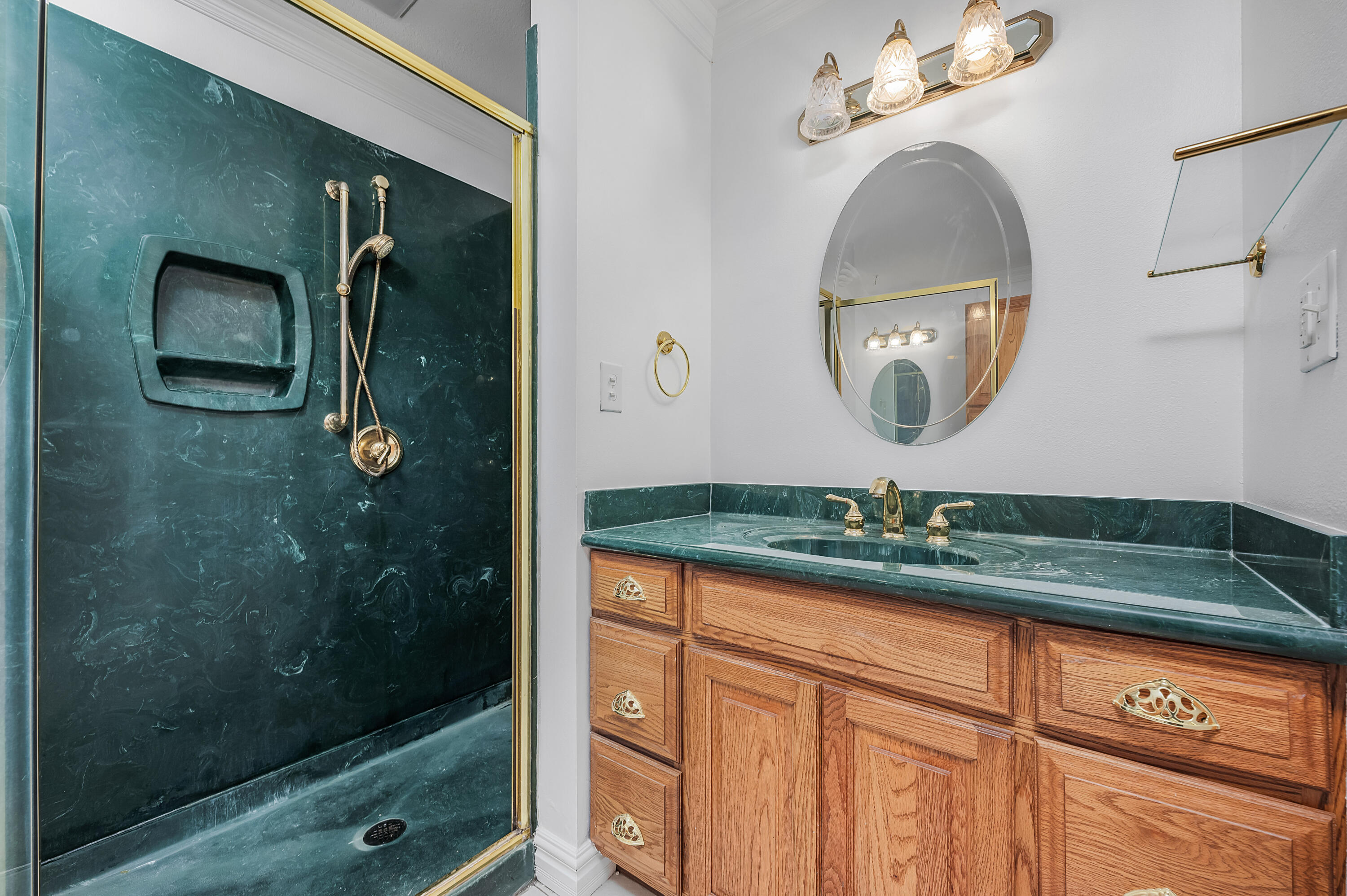 BAYOU PINES T/H - Residential