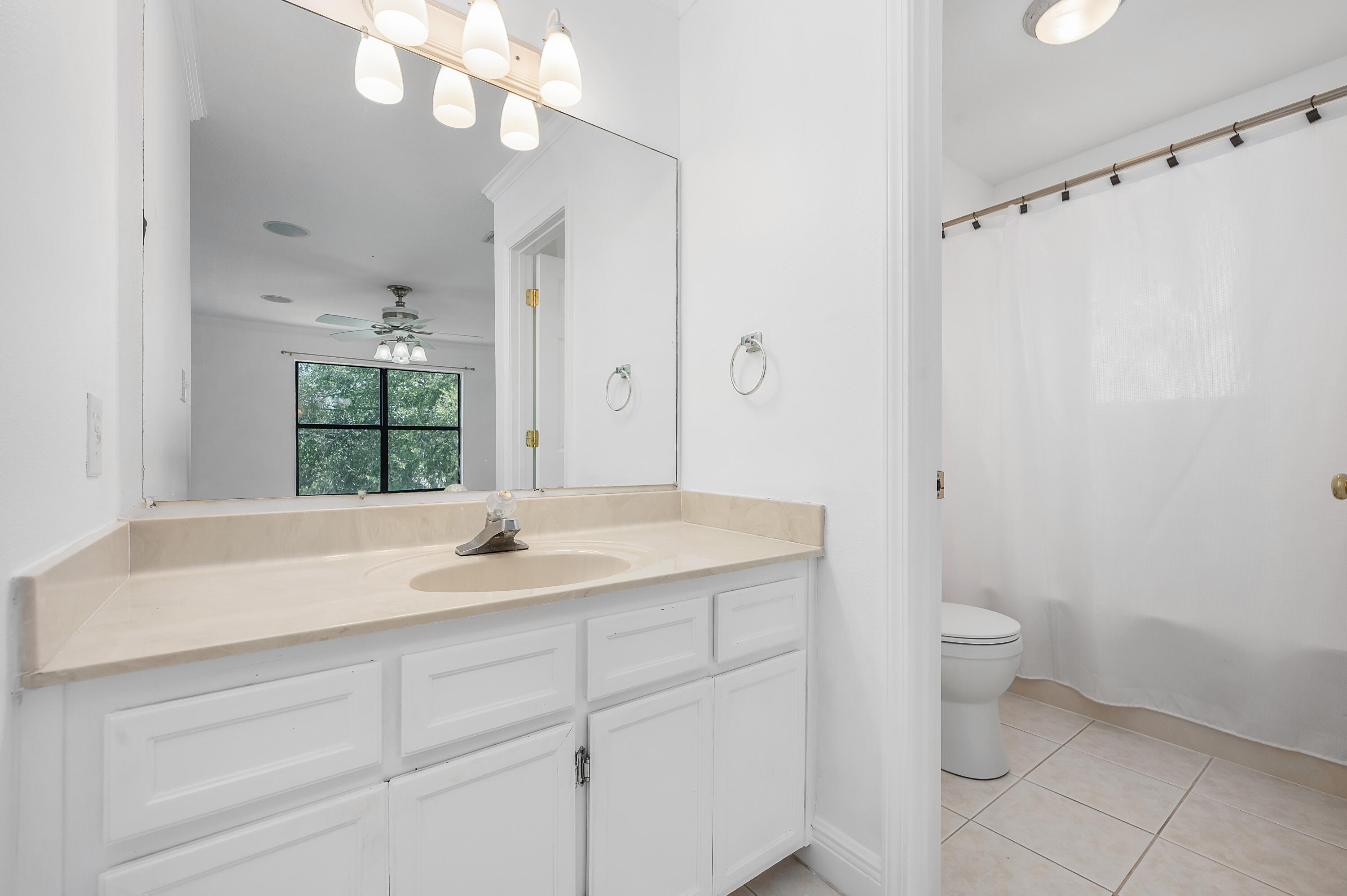 BAYOU PINES T/H - Residential