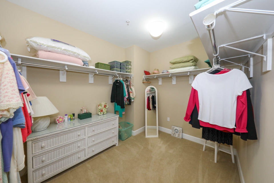 ONE WATER PLACE - Residential