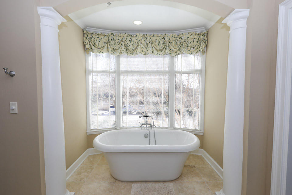 ONE WATER PLACE - Residential