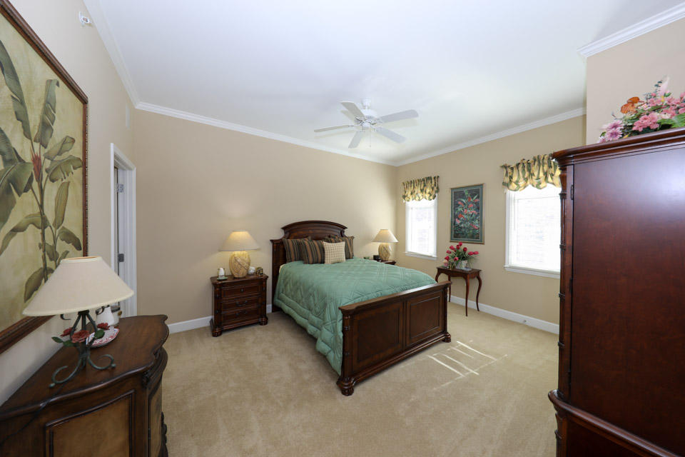 ONE WATER PLACE - Residential