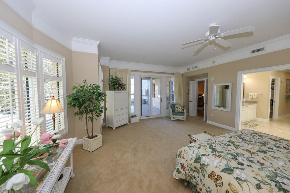 ONE WATER PLACE - Residential