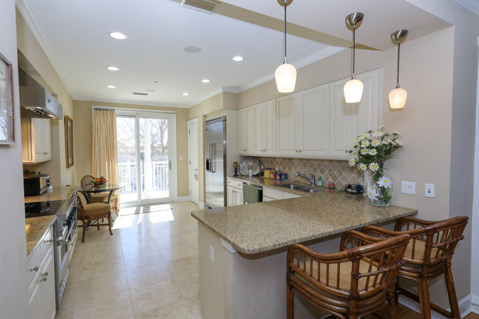 ONE WATER PLACE - Residential