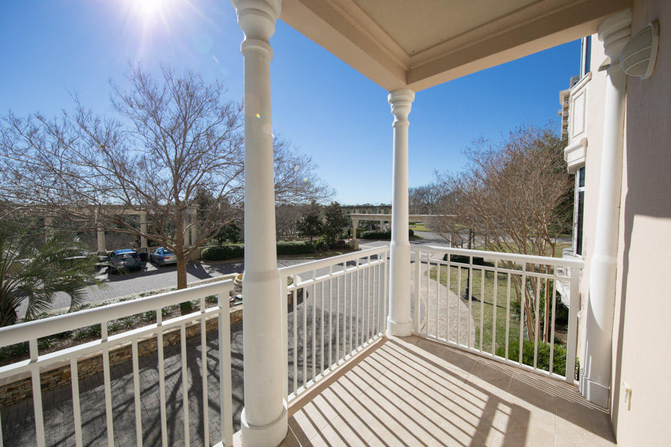 ONE WATER PLACE - Residential