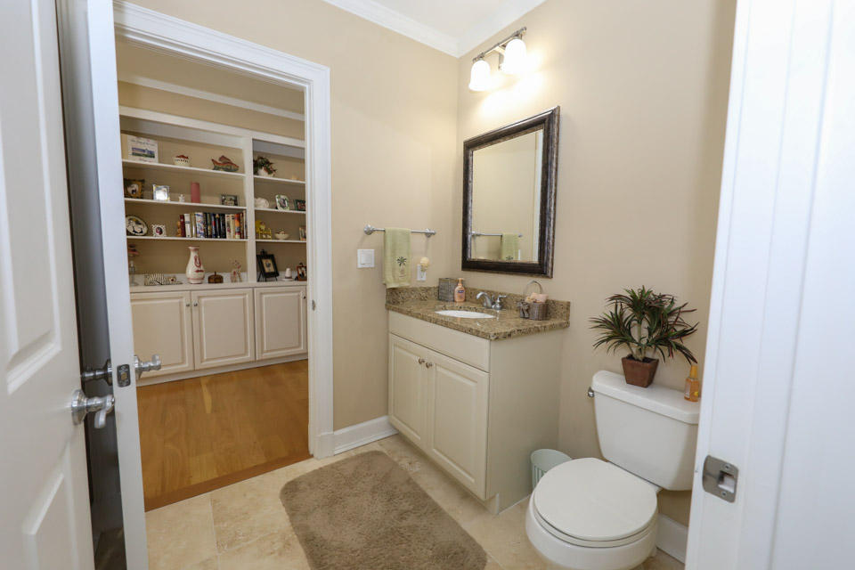 ONE WATER PLACE - Residential