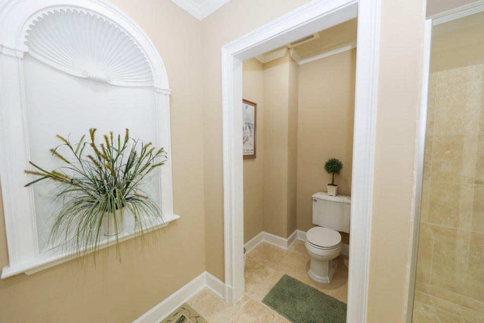 ONE WATER PLACE - Residential