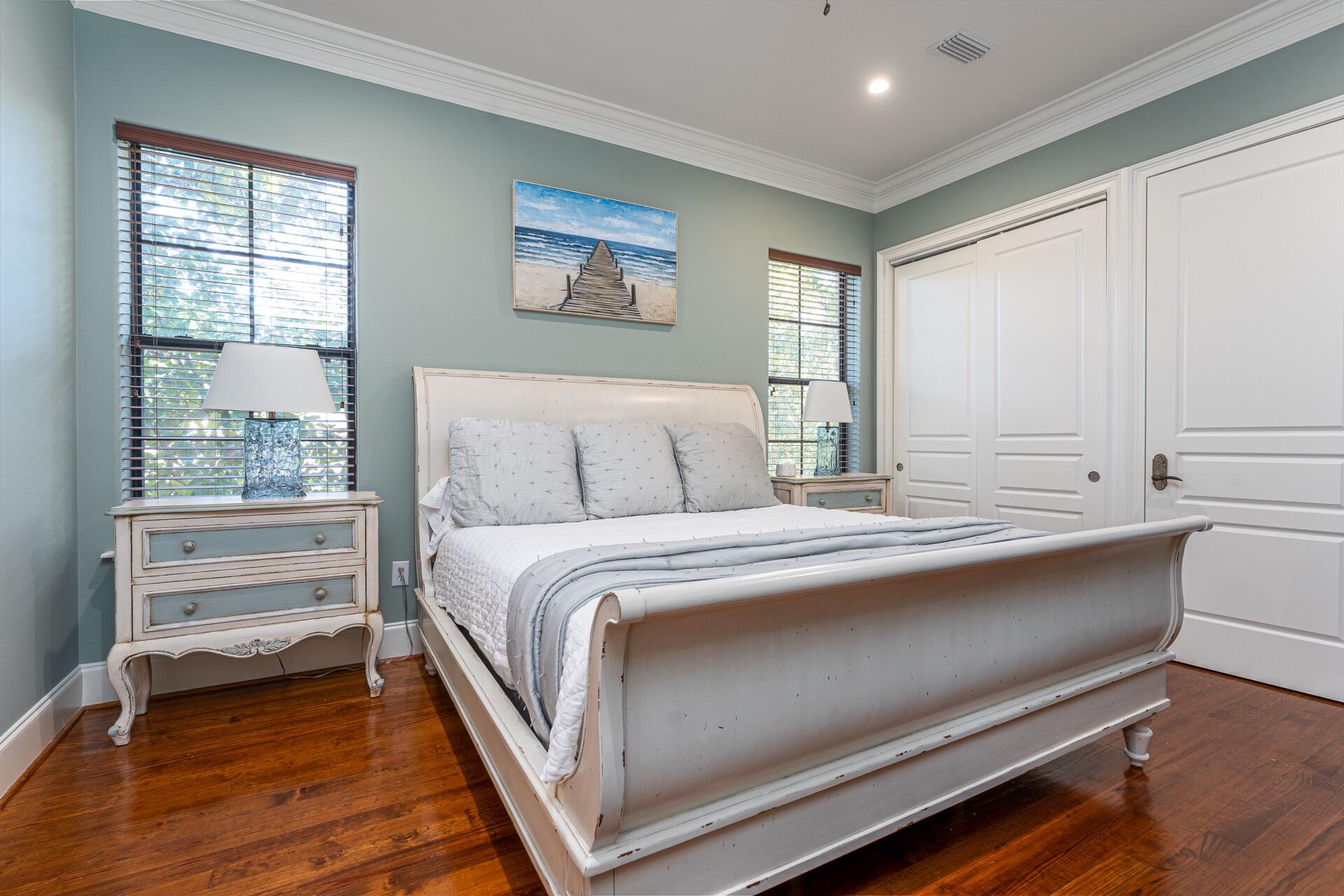 BURNT PINE - Residential