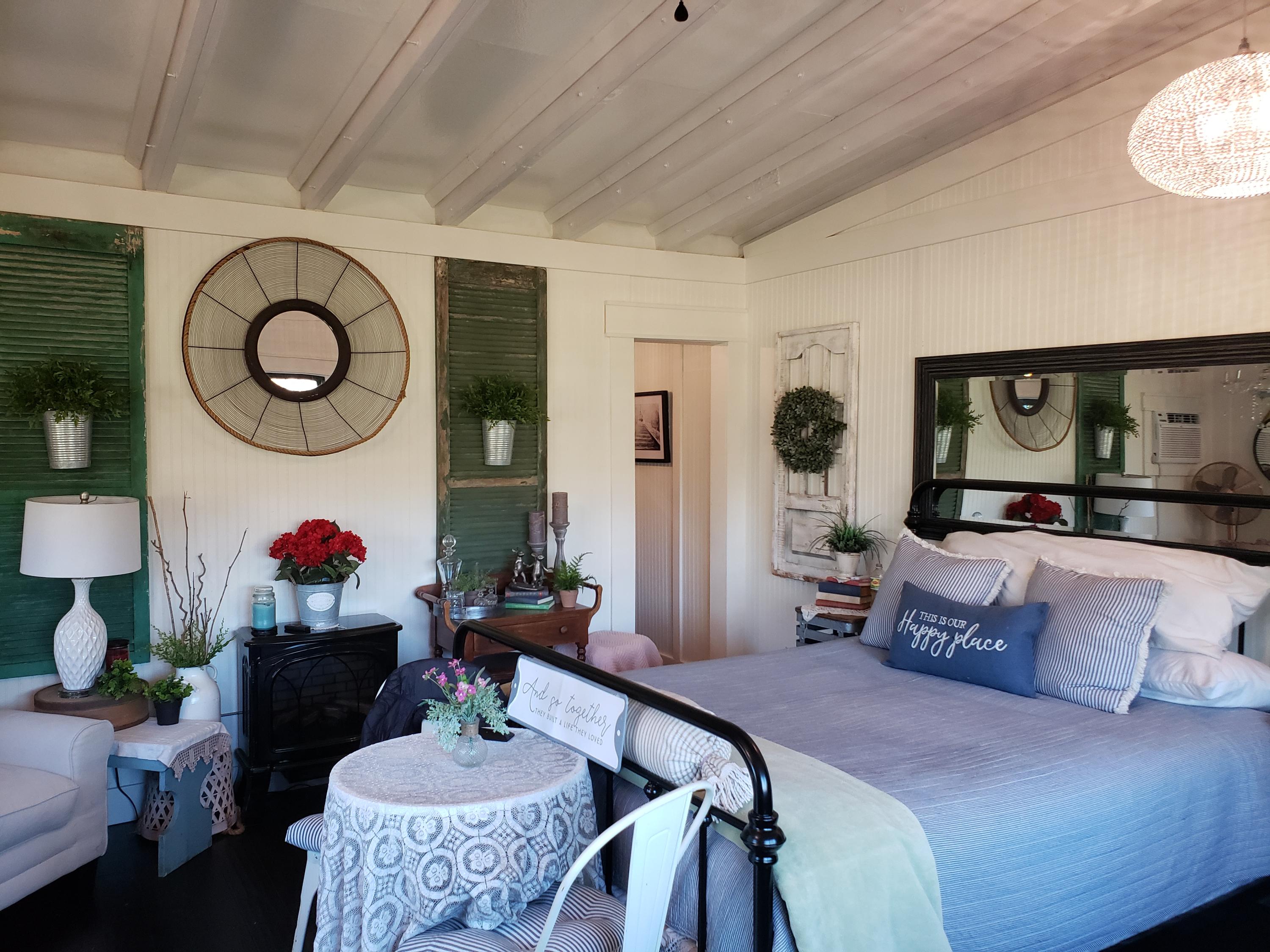 FOXWOOD COUNTRY CLUB EST - Residential