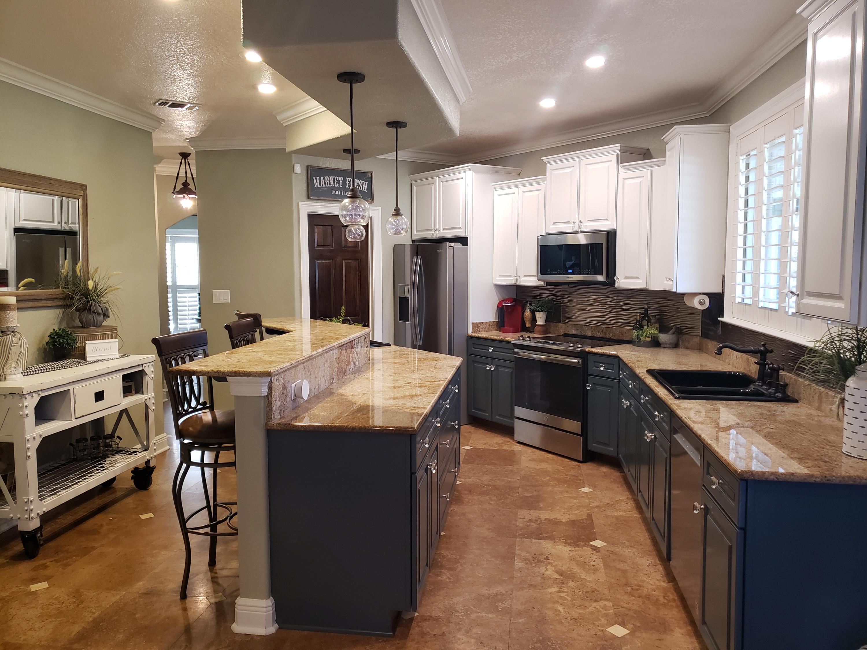 FOXWOOD COUNTRY CLUB EST - Residential