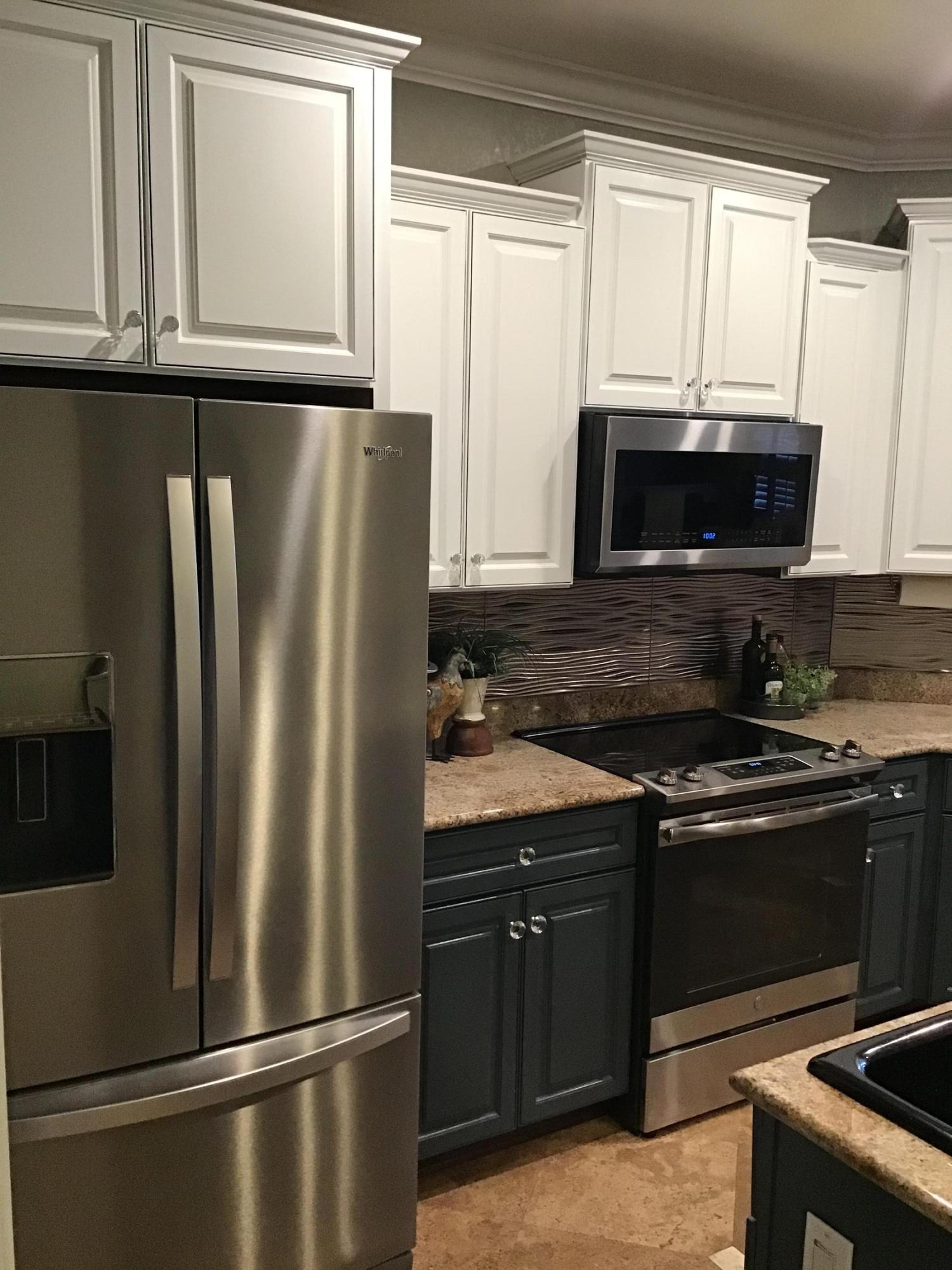 FOXWOOD COUNTRY CLUB EST - Residential