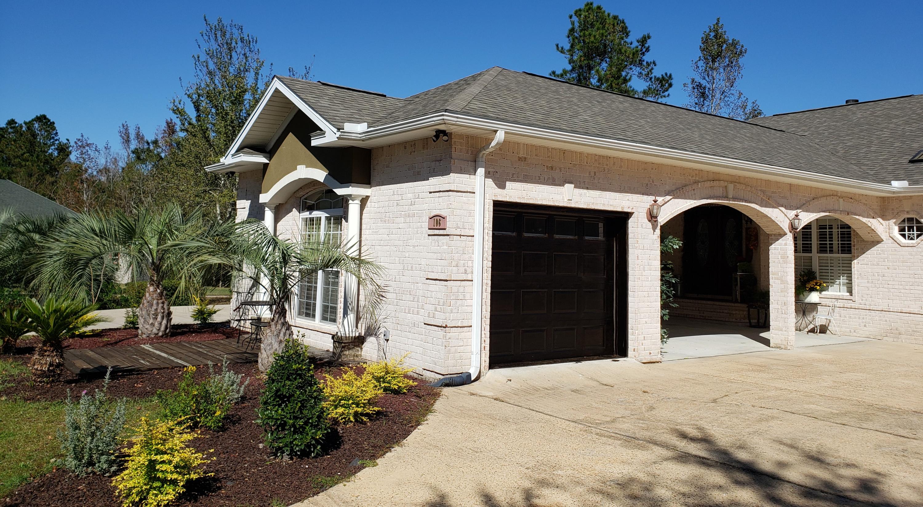 FOXWOOD COUNTRY CLUB EST - Residential