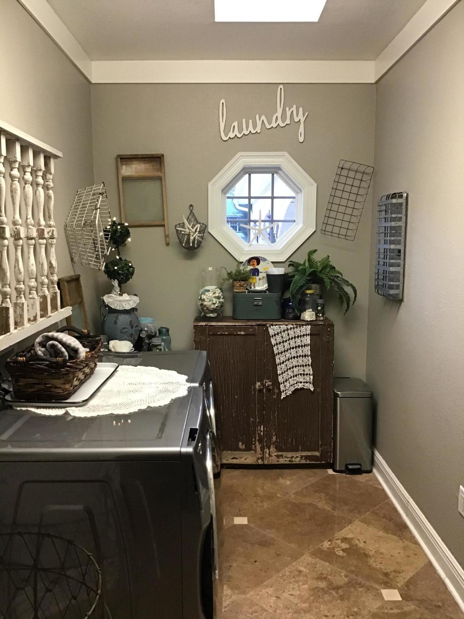 FOXWOOD COUNTRY CLUB EST - Residential