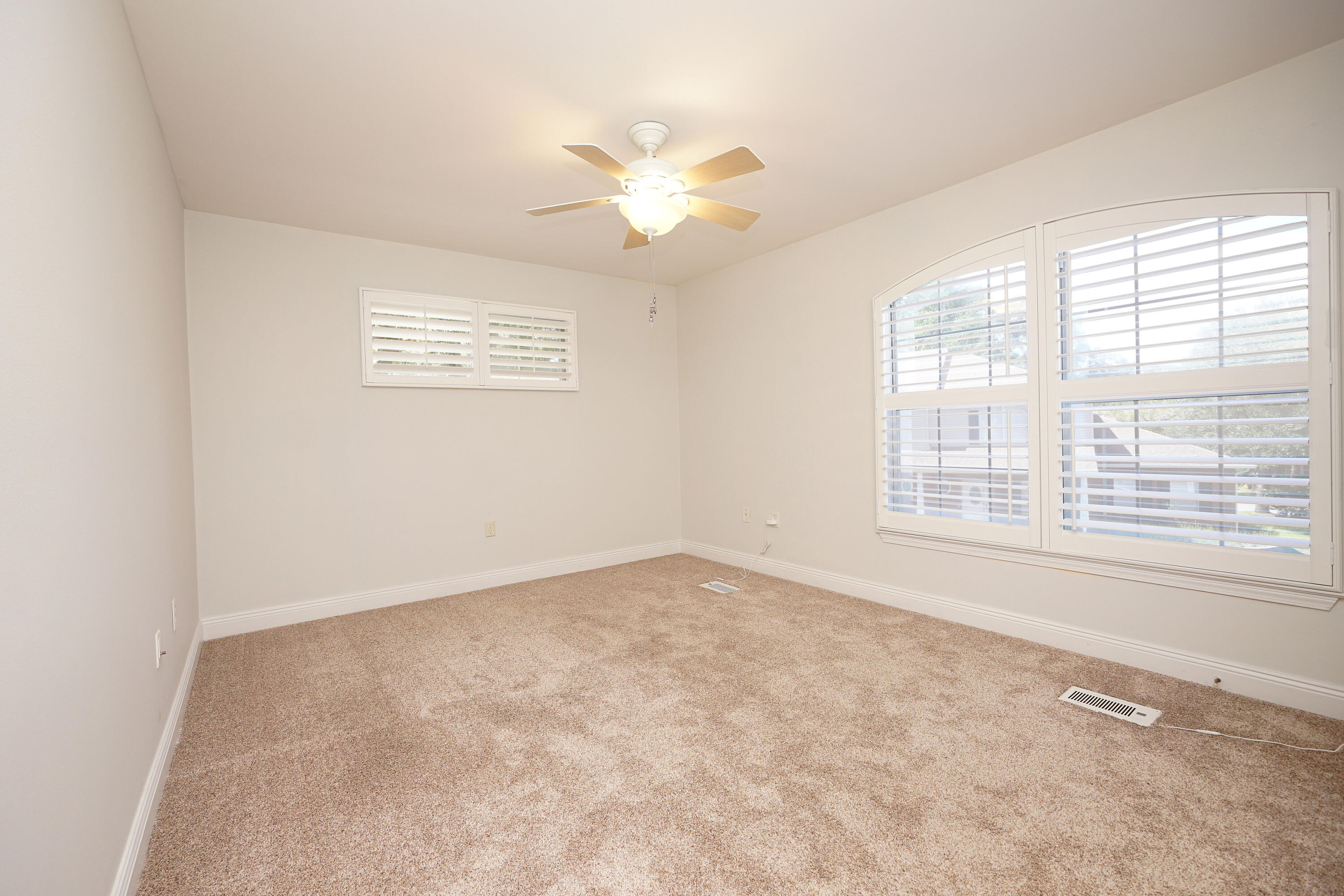 GRAND OAK PLACE - Residential