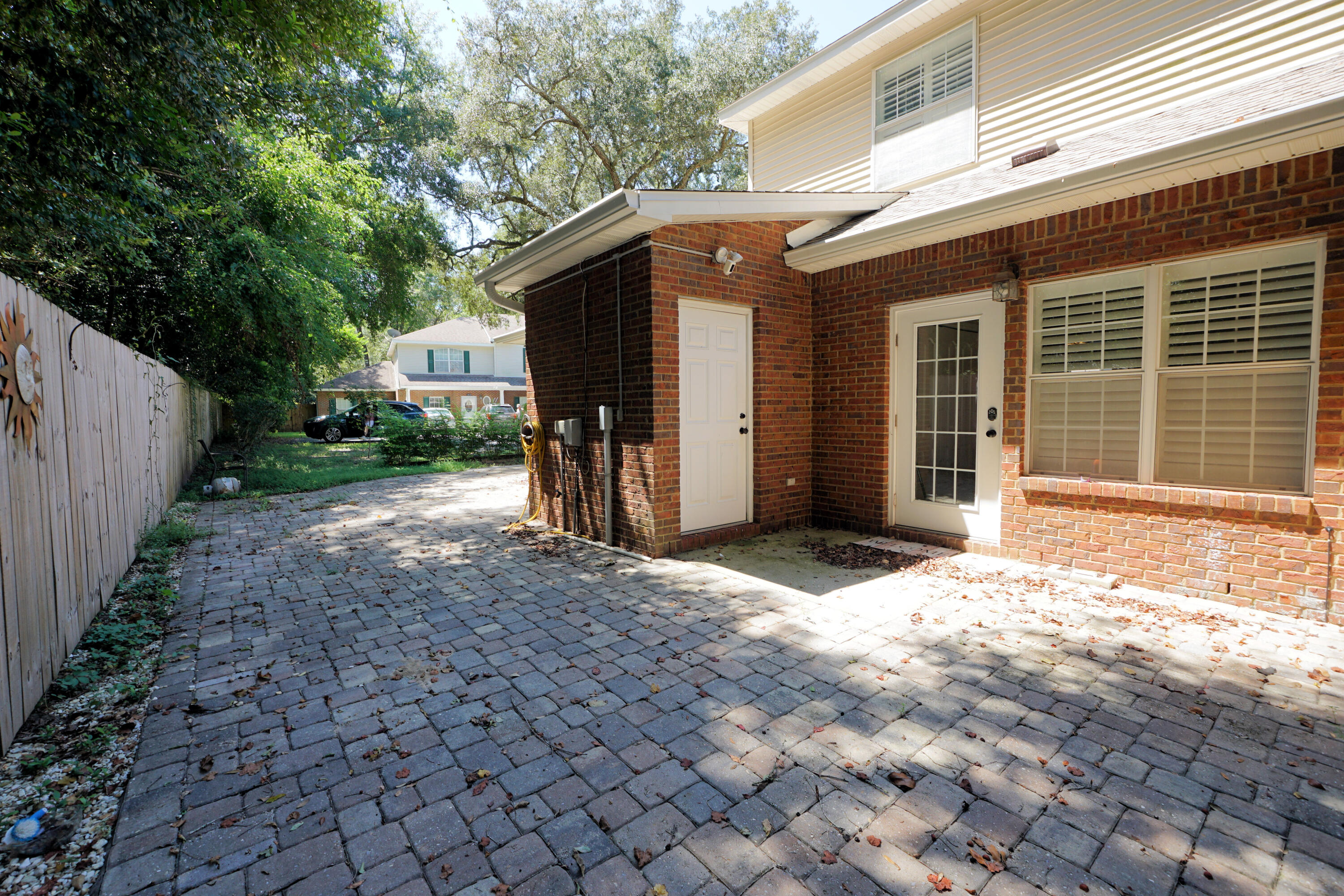 GRAND OAK PLACE - Residential