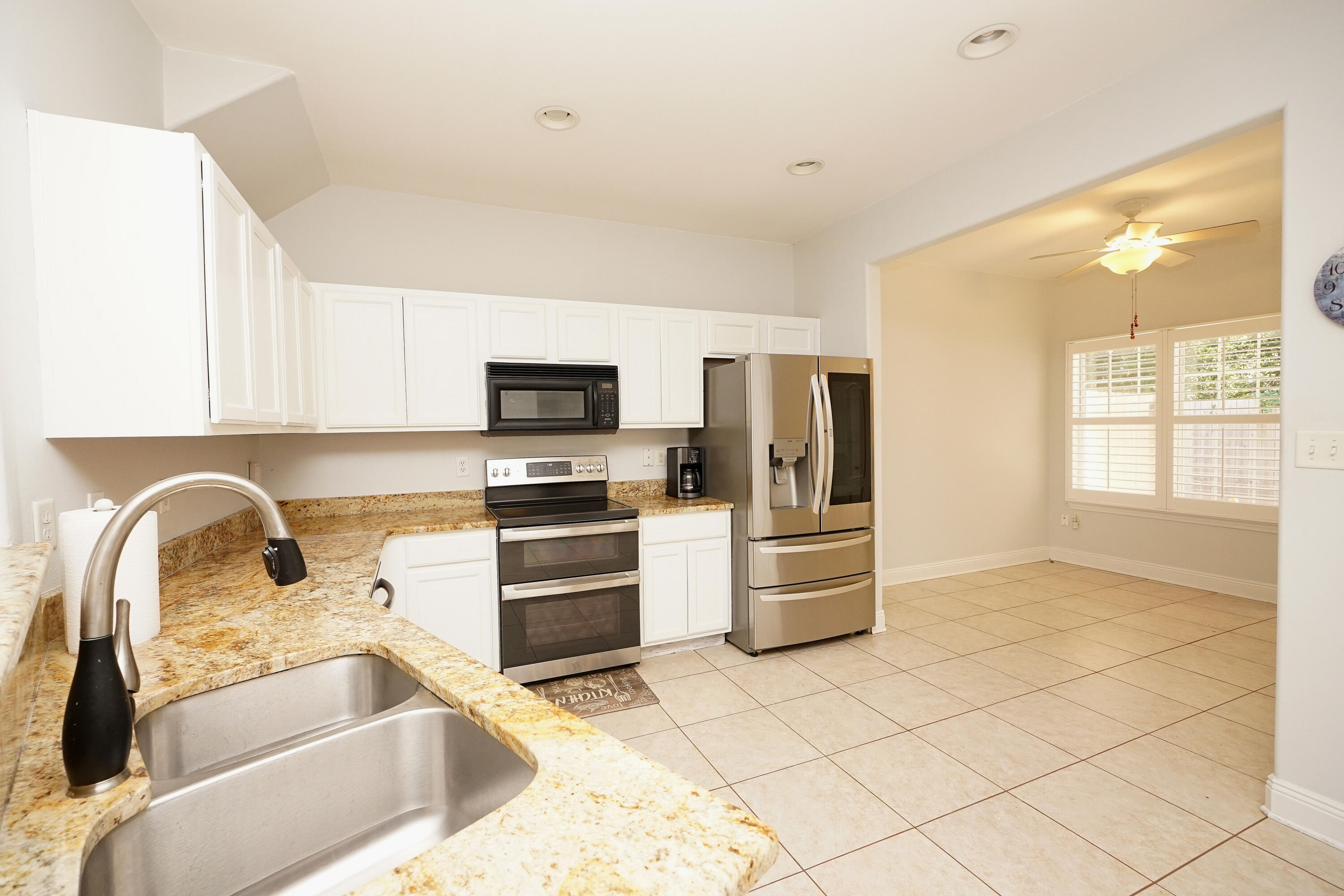 GRAND OAK PLACE - Residential