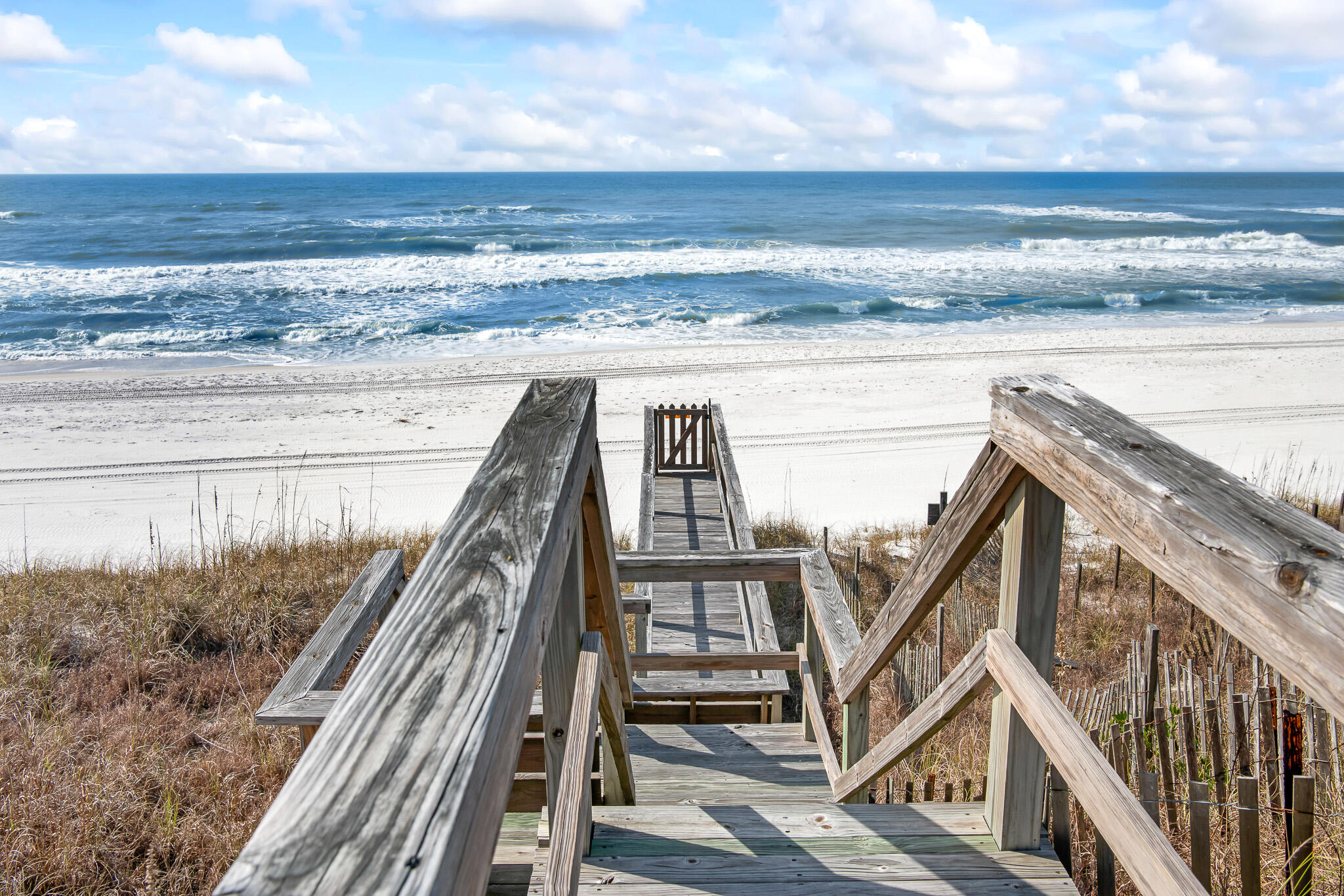 PELICAN POINTE AT CAMP CREEK - Residential