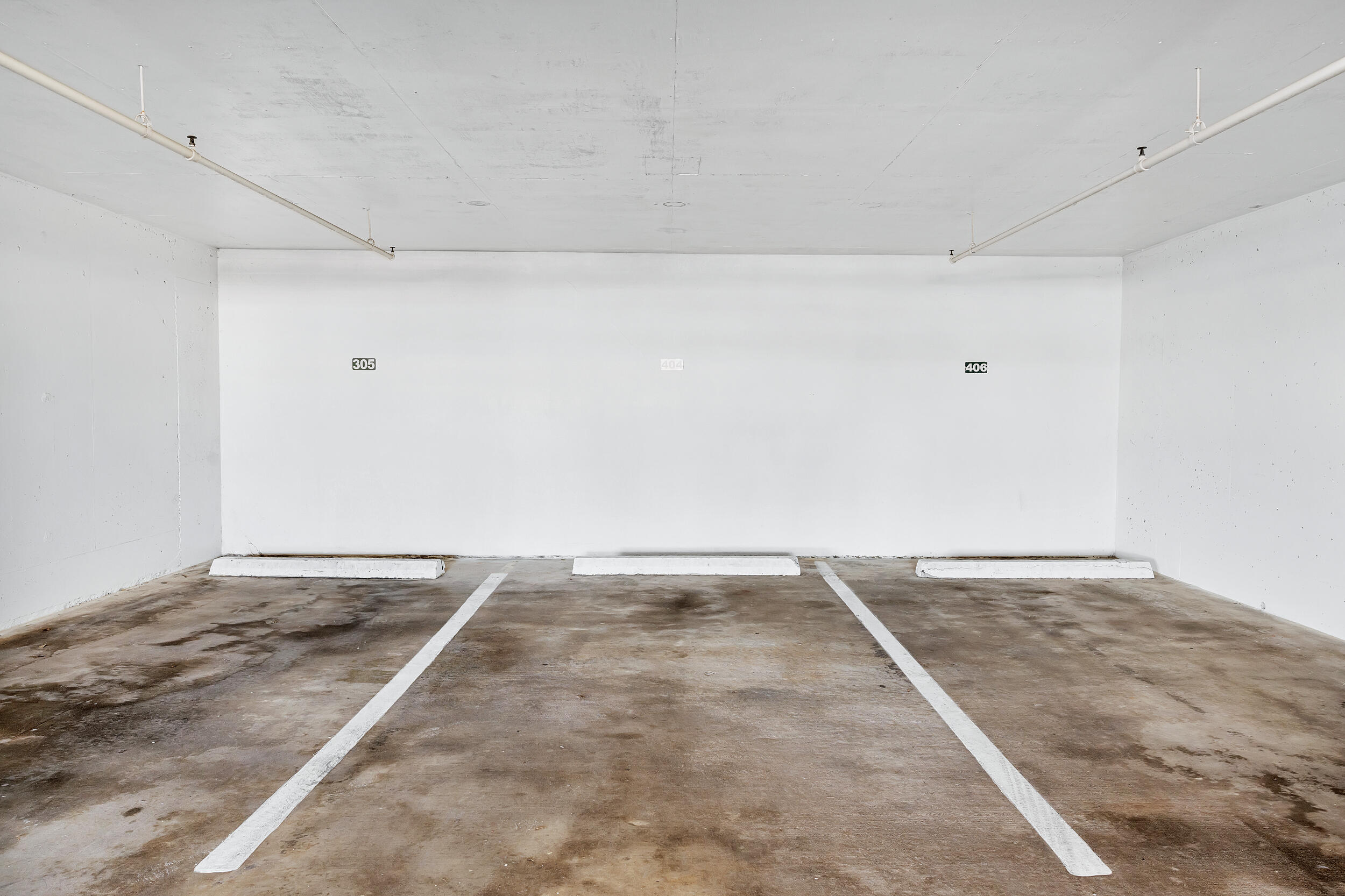 STERLING SANDS CONDO - Residential