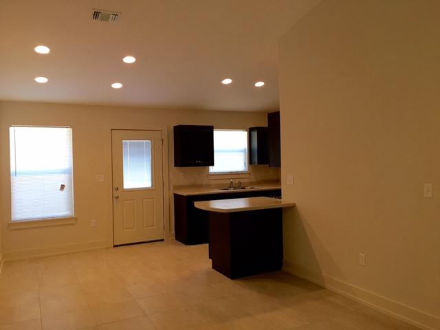 ADAMS POWELL - Residential Lease