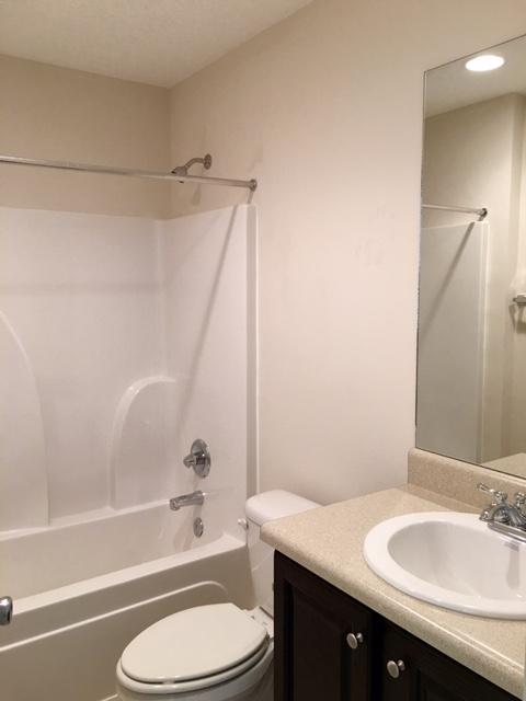 ADAMS POWELL - Residential Lease