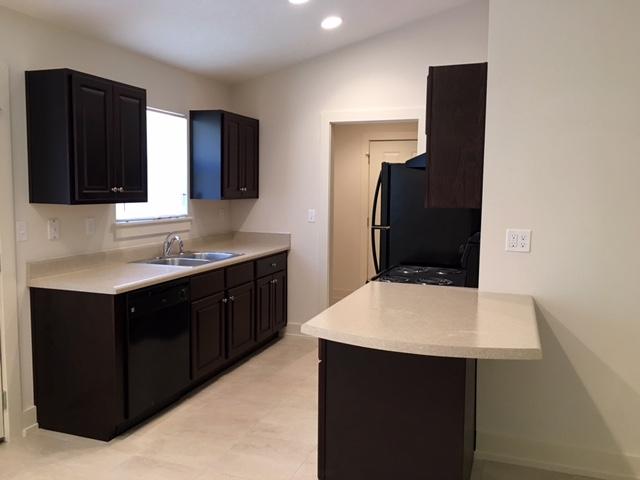 ADAMS POWELL - Residential Lease