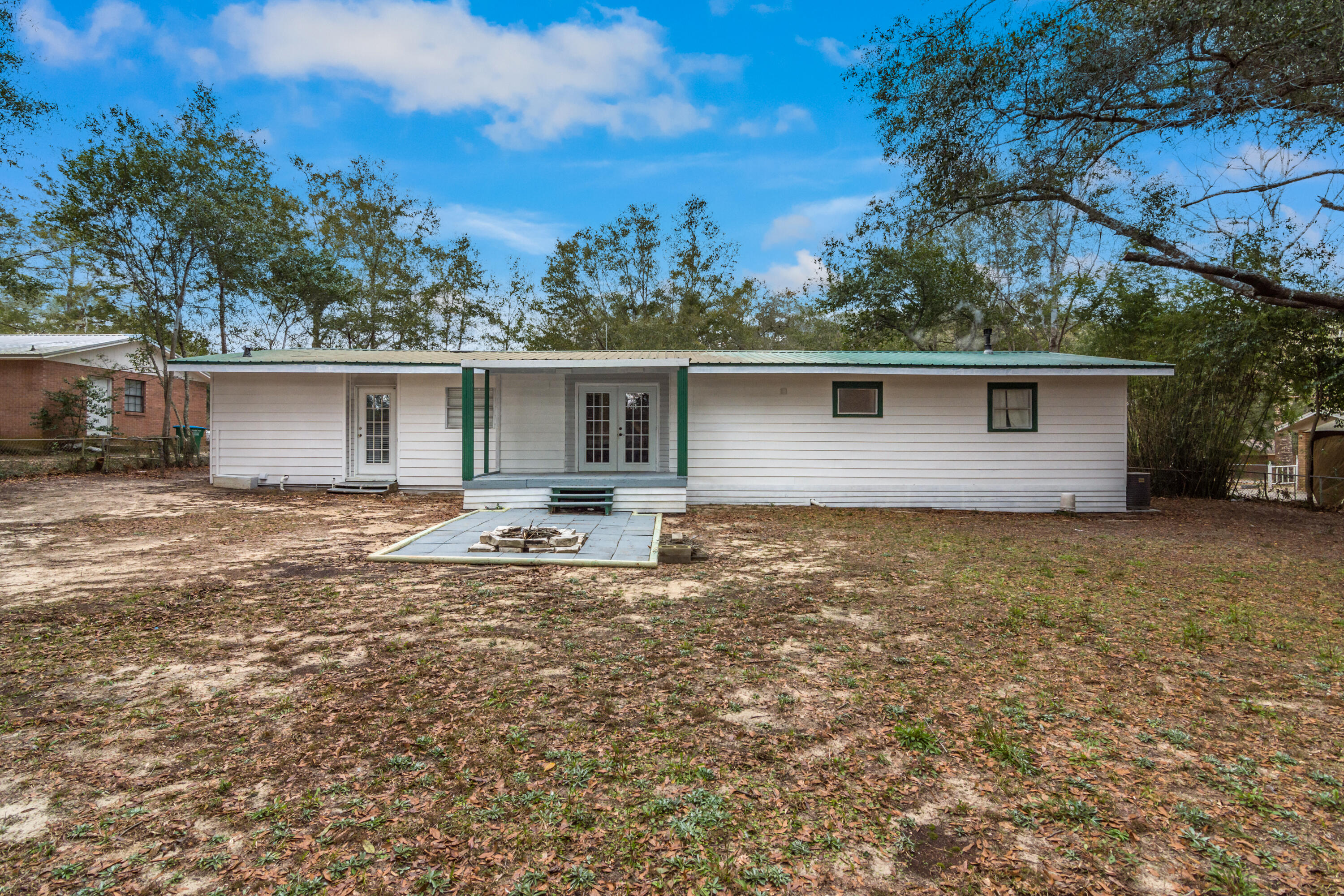 CRESTVIEW - Residential