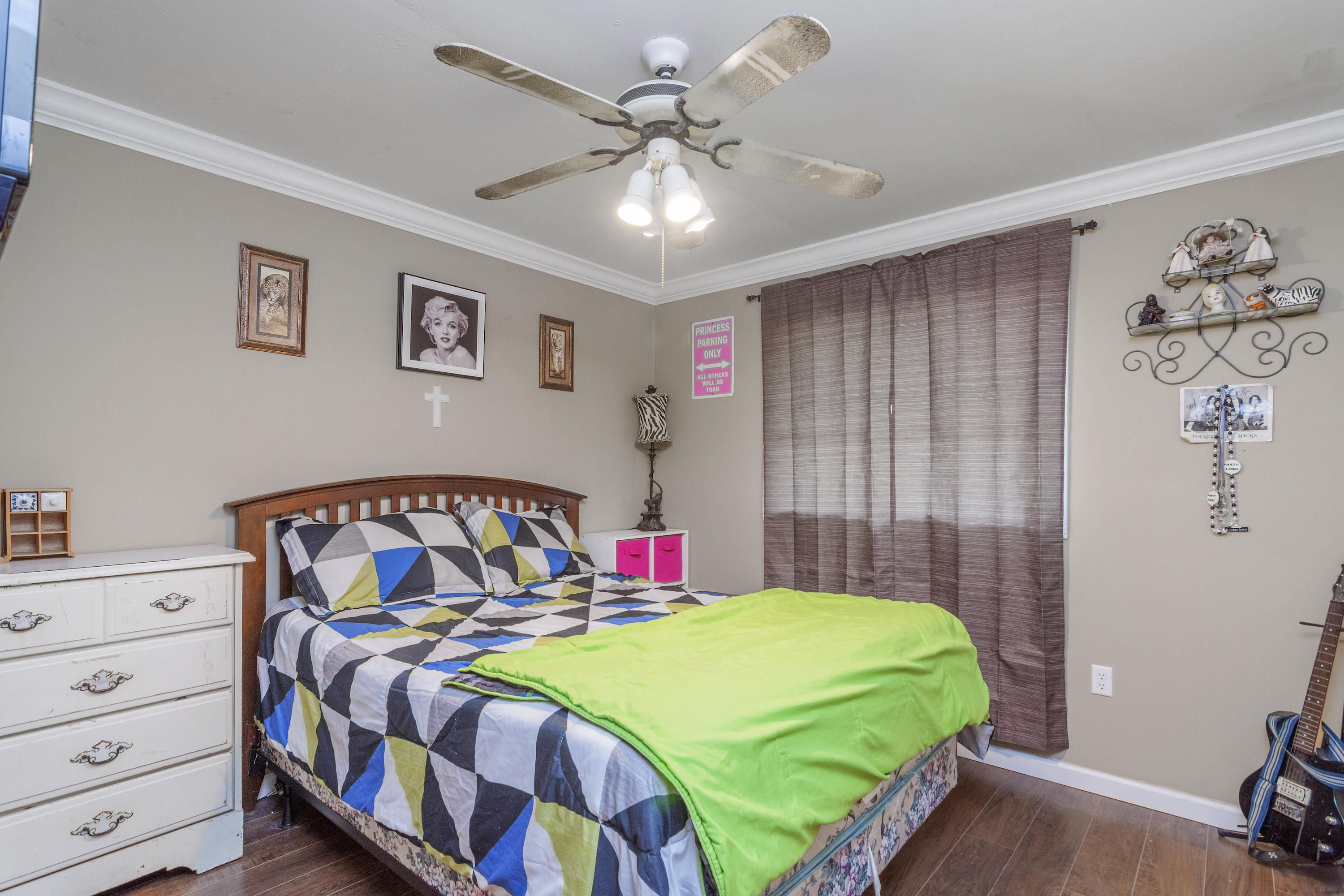 CRESTVIEW - Residential