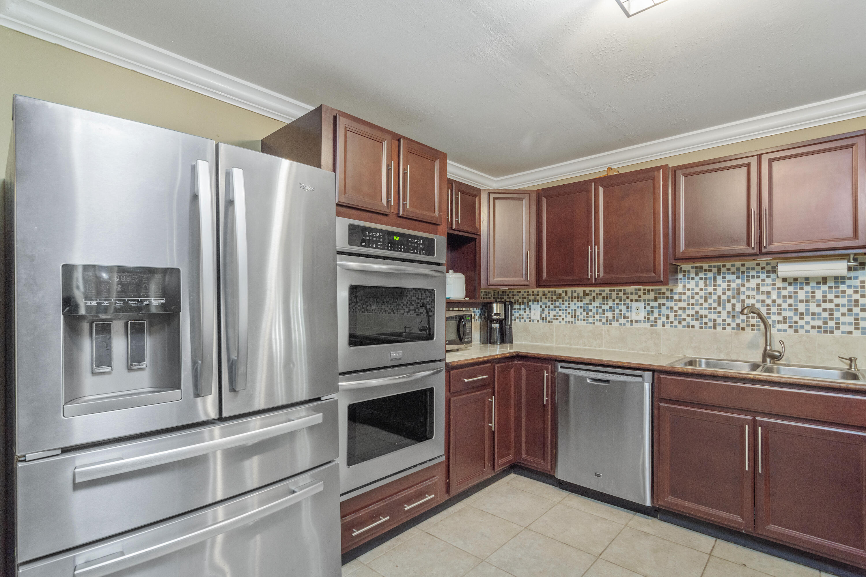 CRESTVIEW - Residential