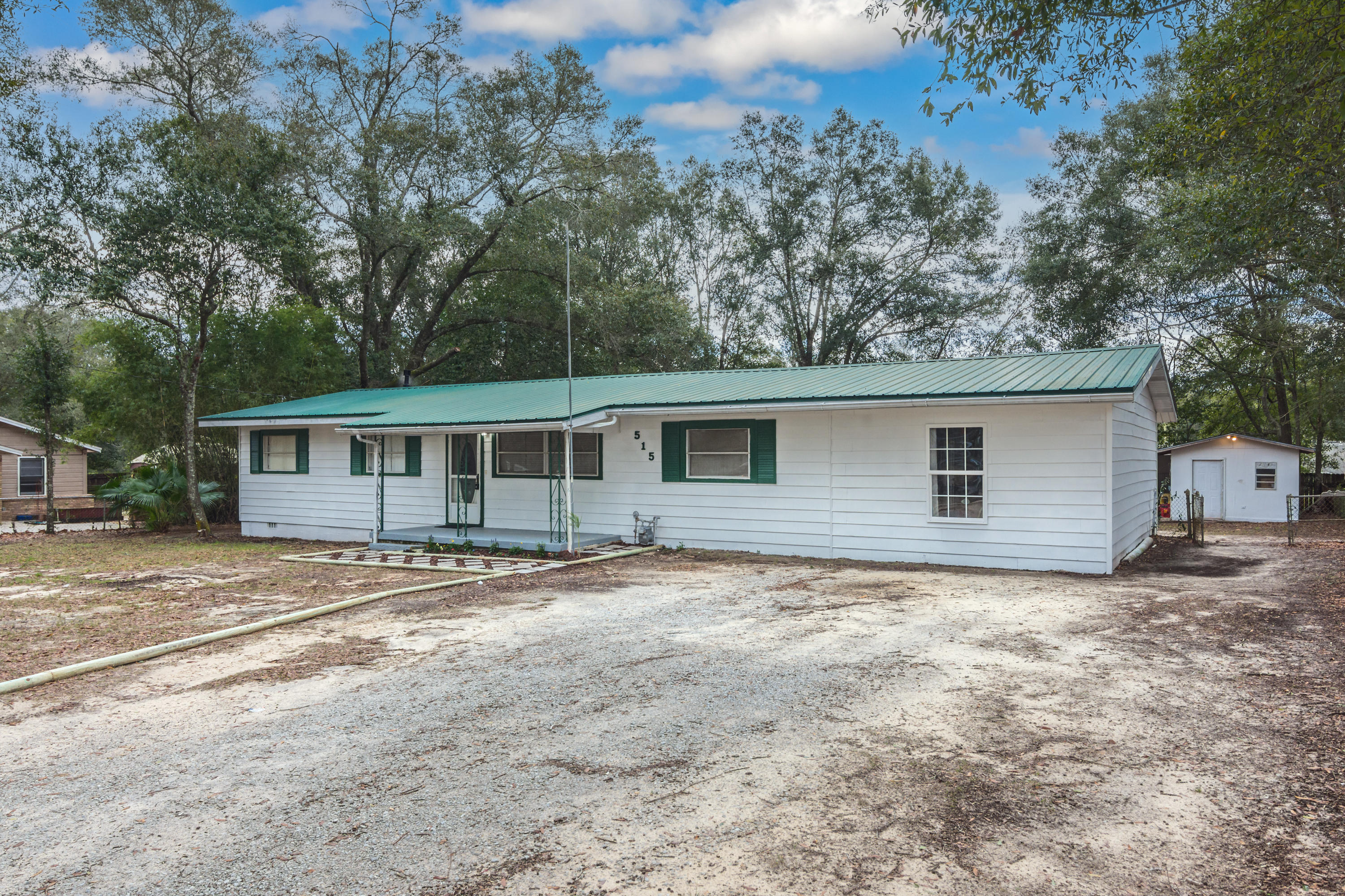 CRESTVIEW - Residential