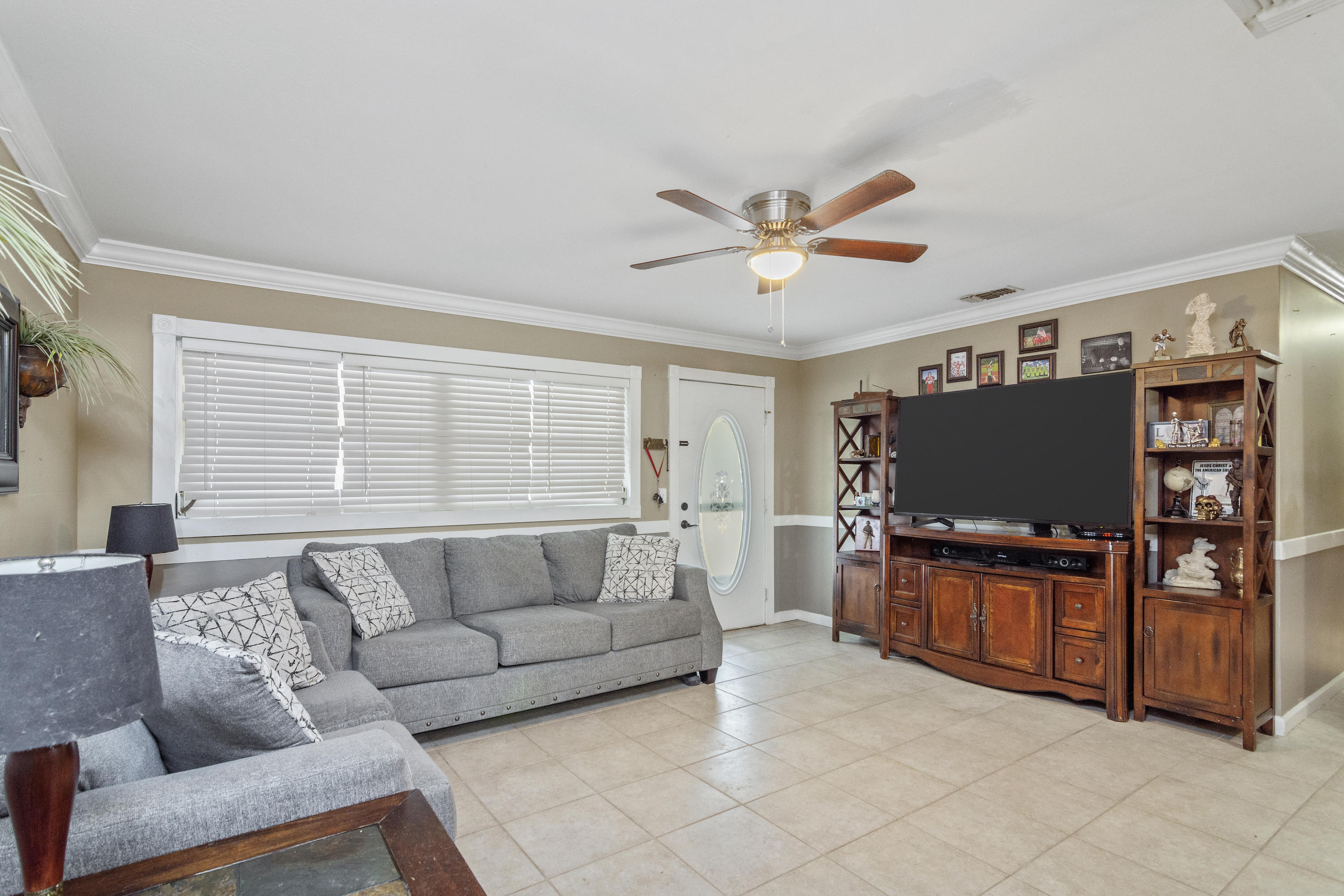 CRESTVIEW - Residential