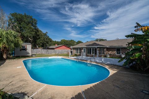 A home in Navarre