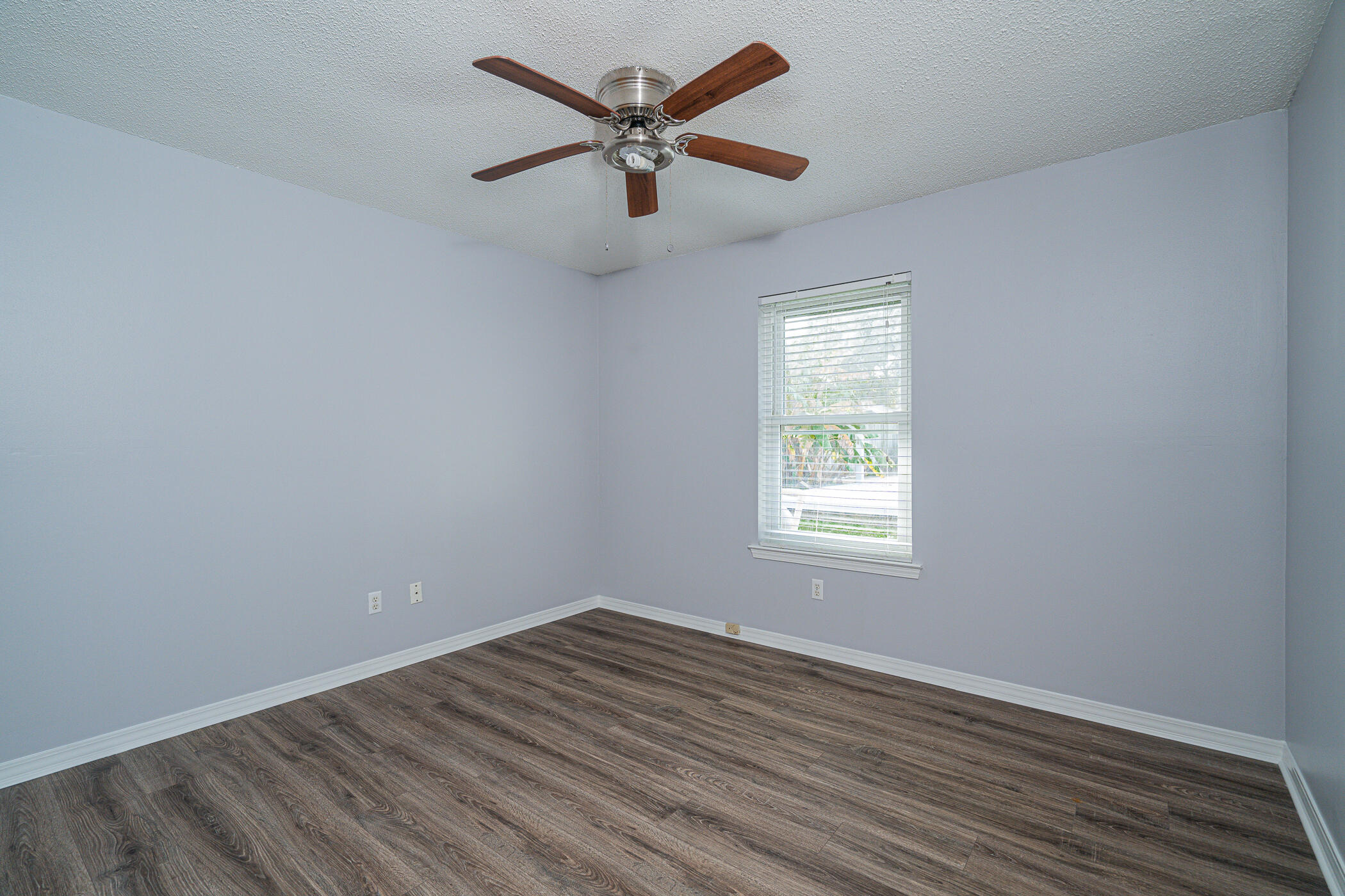 COUNTRY BREEZE ESTATES - Residential
