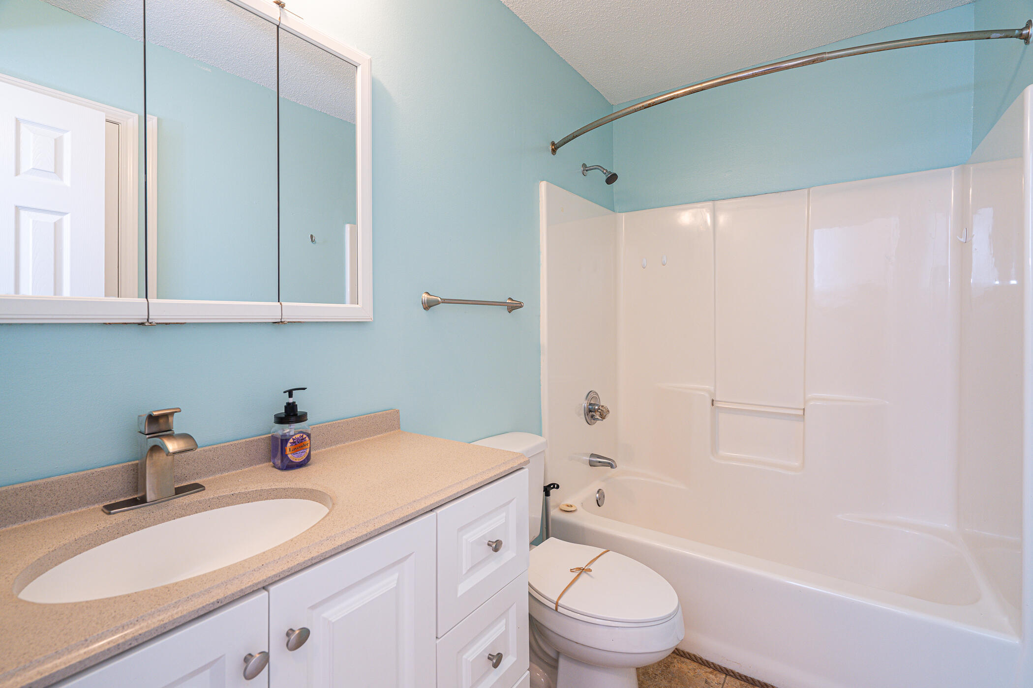 COUNTRY BREEZE ESTATES - Residential