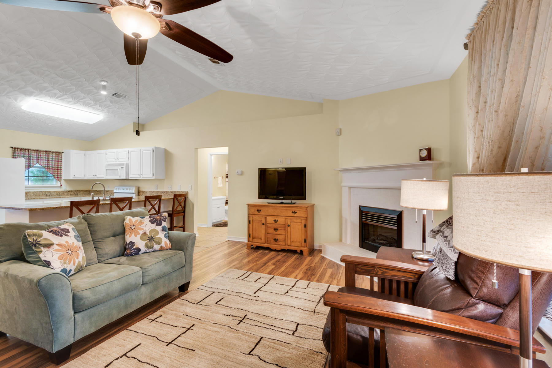 FOXWOOD ADDITION S/D - Residential