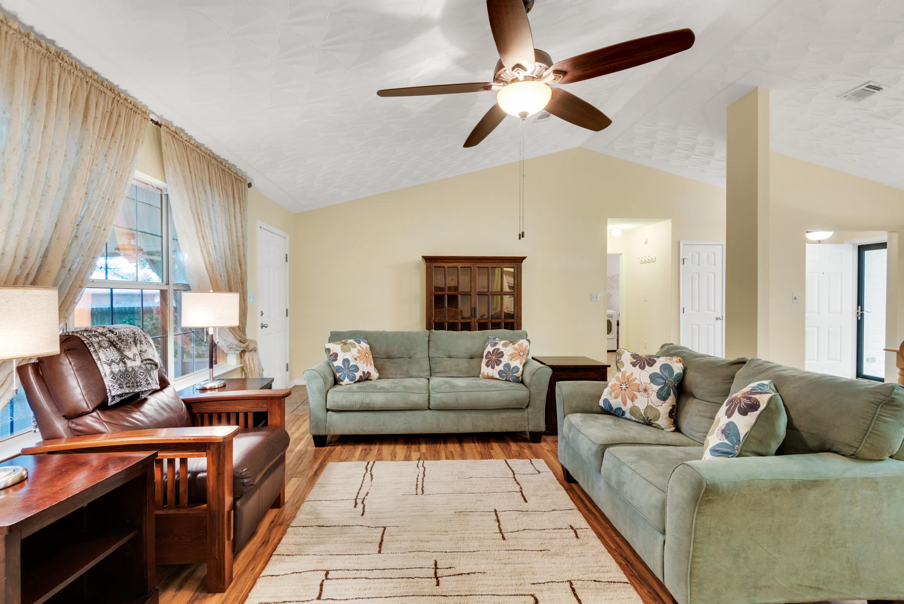 FOXWOOD ADDITION S/D - Residential