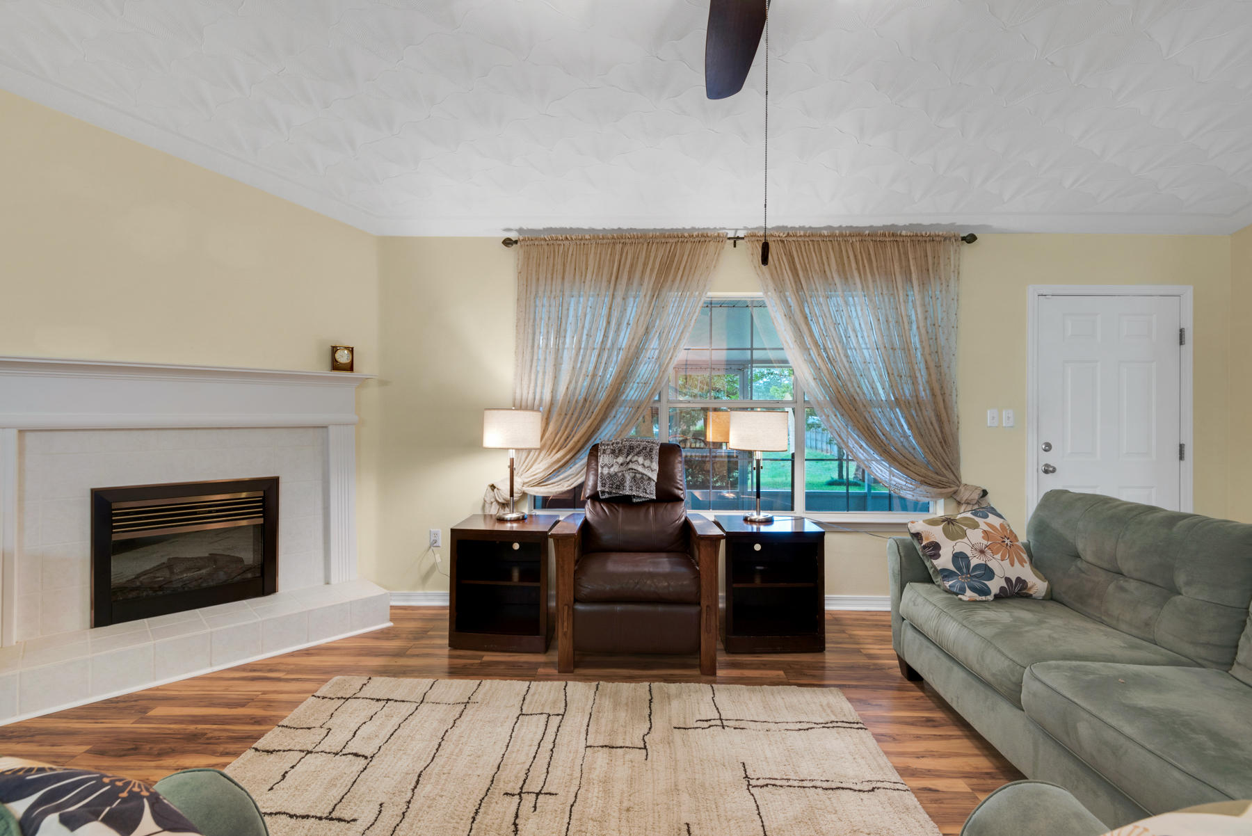 FOXWOOD ADDITION S/D - Residential