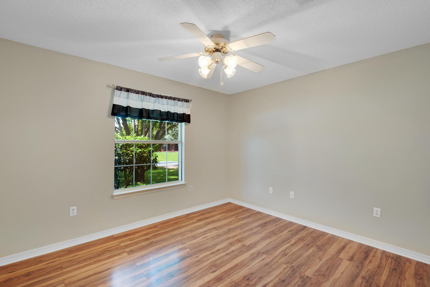 FOXWOOD ADDITION S/D - Residential