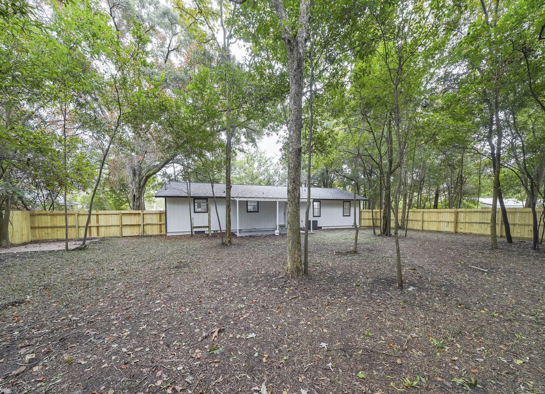 EDNEYS 2ND ADDN - Residential