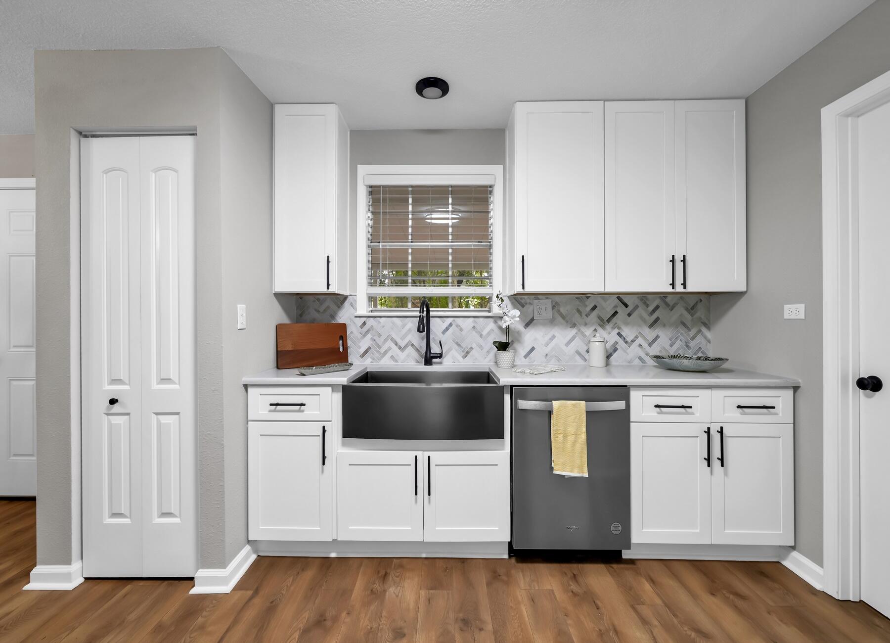 EDNEYS 2ND ADDN - Residential