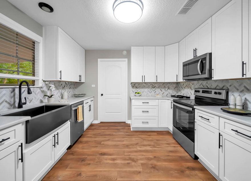 South Crestview Priced Right!!!3/2/1 Huge Lot with 1288 Feet feels like 1500 Feet! New 2023 Ac and Gas furnace being installed over next few days. 2021 Roof, 2023 Hot water Heater Completely updated home!! 100% move in ready!! New Kitchen and baths with granite counter-tops and stainless steel appliances, new floors, new lights and fans, new textured ceilings, new interior and exterior doors, new paint in and out and new privacy fence.