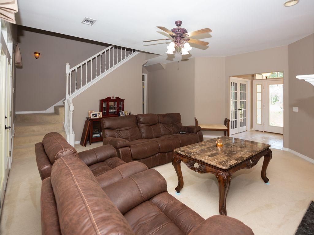 PARKWOOD ESTATES PH 5 - Residential